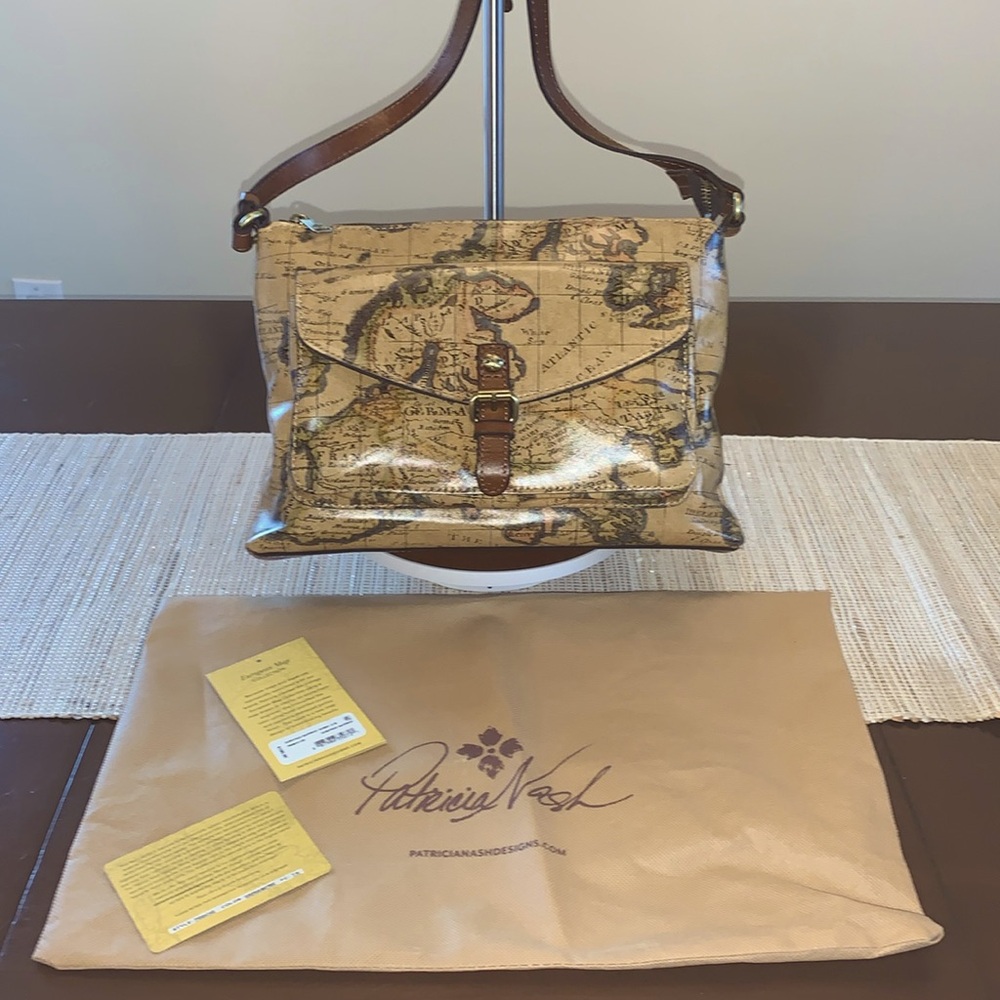 Patricia Nash Kirby crossbody + dust cover EUC